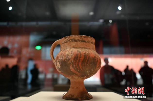 史前彩陶西渐展”亮相兰州 勾勒四千年文化传播路